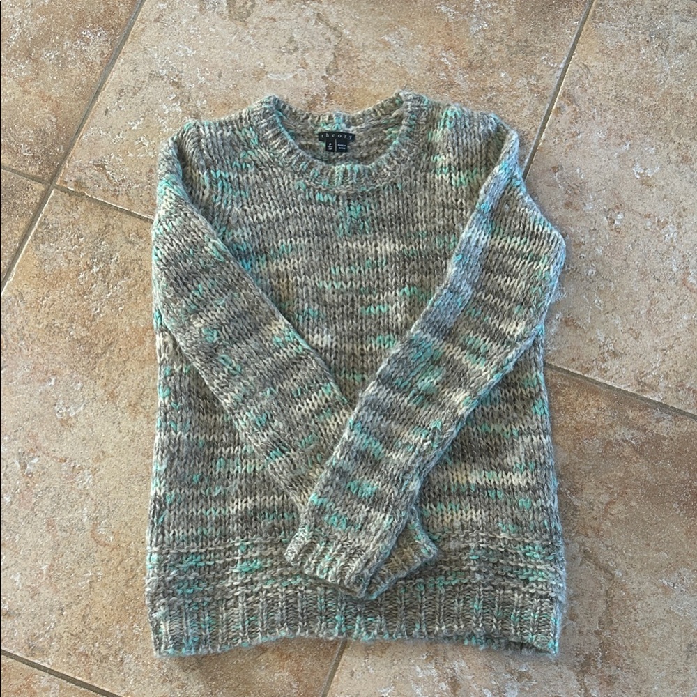 Theory wool Knit Crew Neck Sweater